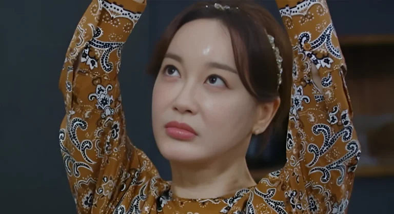 Kim Hye-eun Gets On Her Knees To Make Up With Shin Hyun-joon