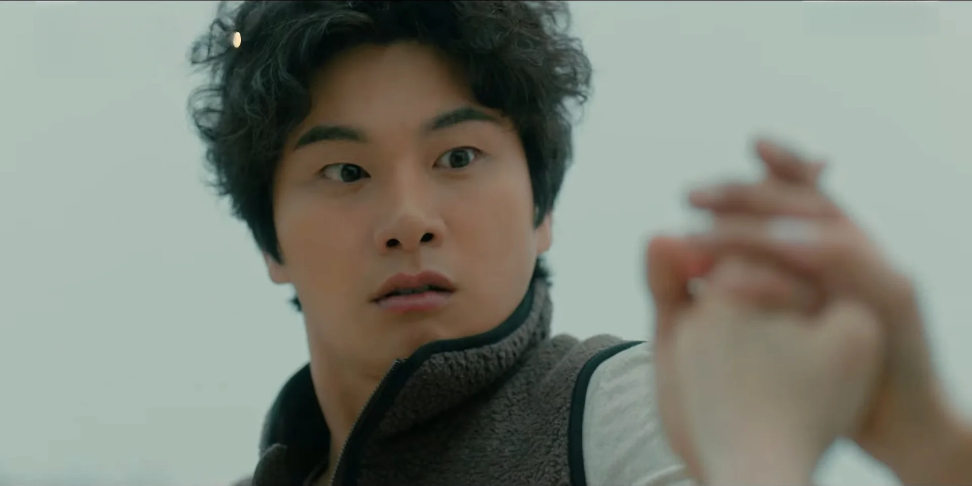 Lee Yi Kyung as Bong Chul Hee in Marry YOU