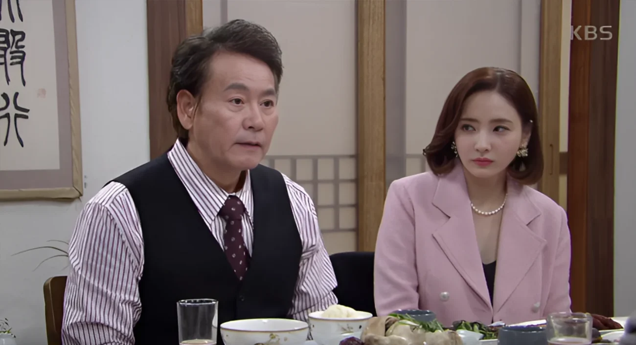 Min Tae-chang and Moon Jeong-in in "Snow White's Revenge"