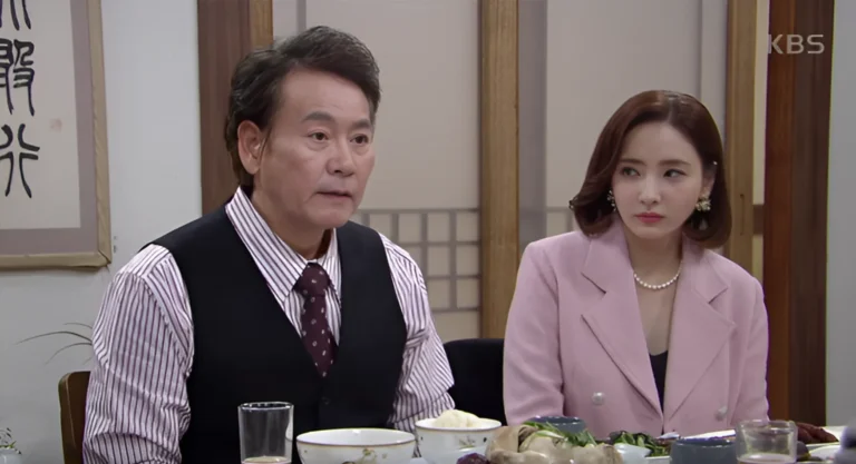Min Tae-chang and Moon Jeong-in in "Snow White's Revenge"