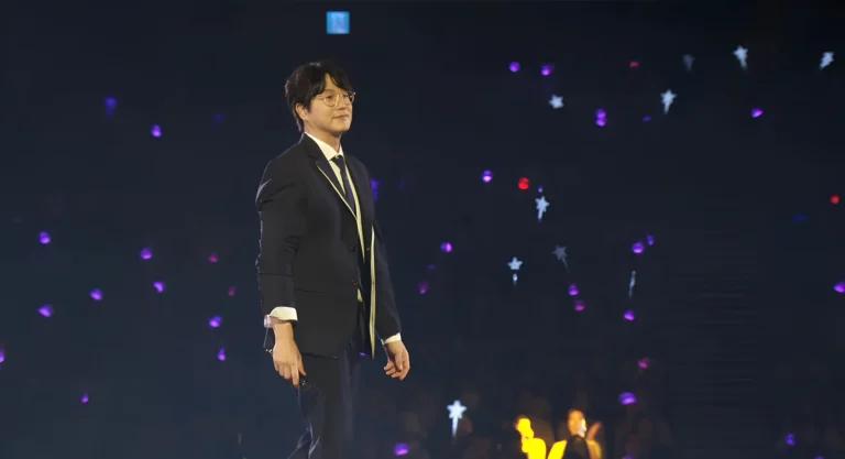 Sung Si-kyung in a Concert