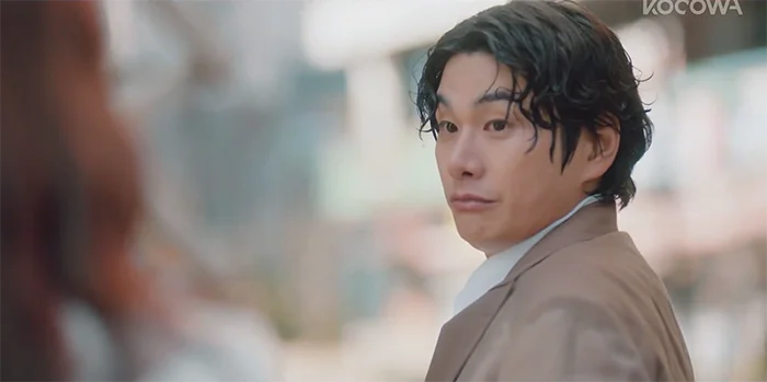 Bong Cheol-hee (Lee Yi-kyung)