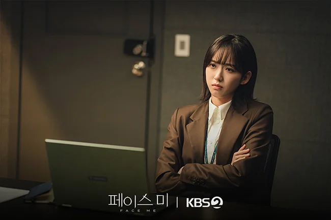 Lee Min-hyung (played by Han Ji-hyun)
