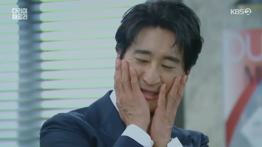 Park Ji-young and Kim Hye-eun Slaps Shin Hyun-joon in “Iron Family”