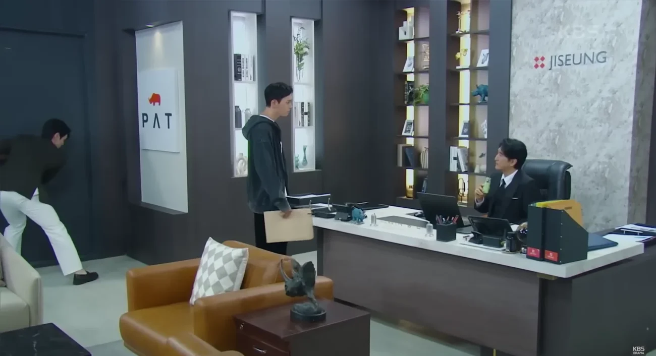 Tae-woong Confronts Seung-don Over Sudden Truth Reveal