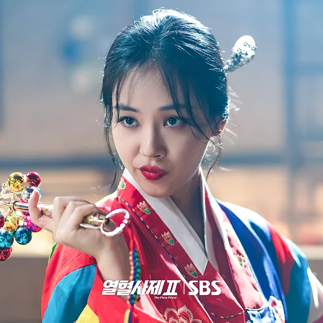 Koo Ja-young (Kim Hyung-seo)