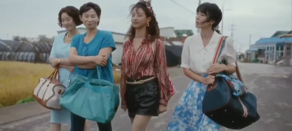 "Four Bangpan Sisters" in “A Virtuous Business” Episode 10.
